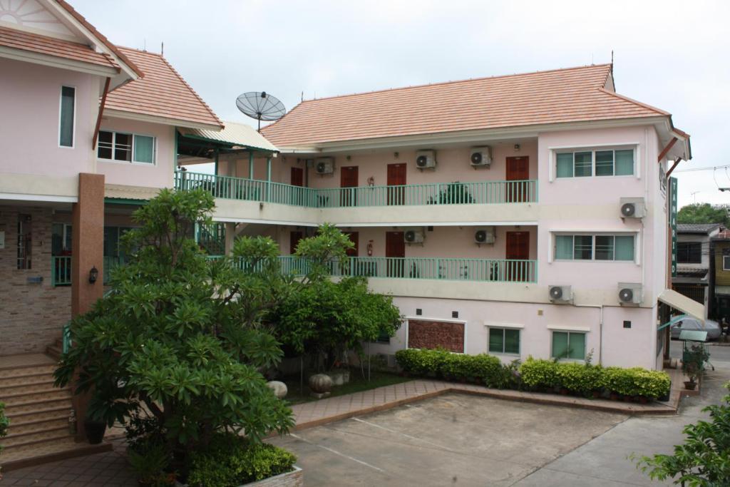 Tamarind Residences Khonkaen บ้านแทมมารีน Khonken Kültér fotó